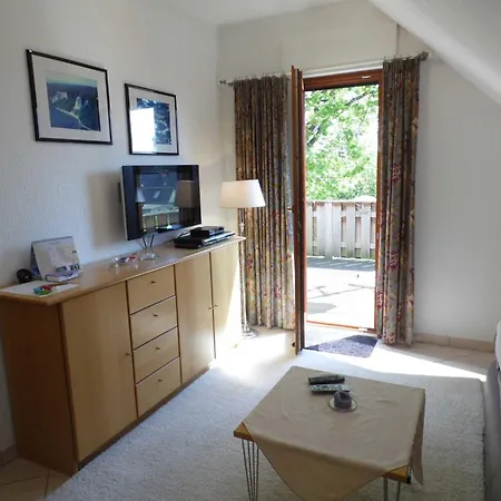 Διαμέρισμα Gaestehaus Kapitaen Winston Lauterbach (Rugen)